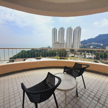 Rainbow Paradise Beachfront Penang Tanjung Bungah  Dış mekan fotoğraf