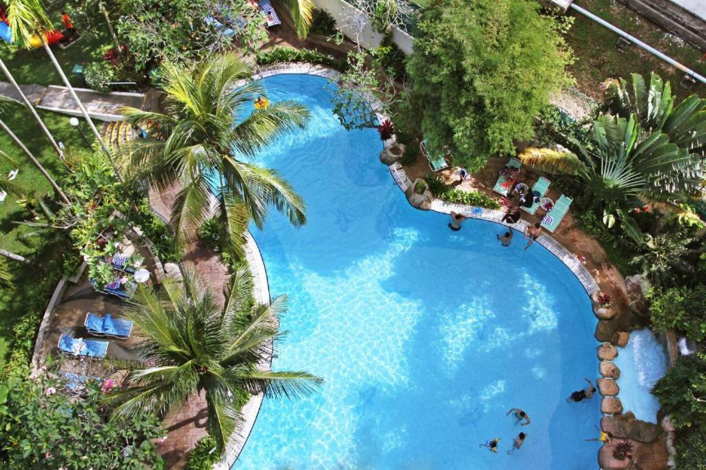 Rainbow Paradise Beachfront Penang Tanjung Bungah  Dış mekan fotoğraf